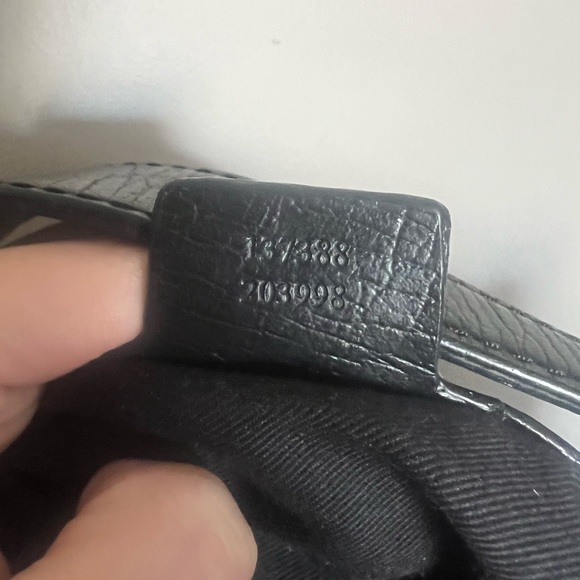 Authentic Gucci GG Canvas Hasler Hobo! Rarely used! Beautiful! - Picture 4 of 8